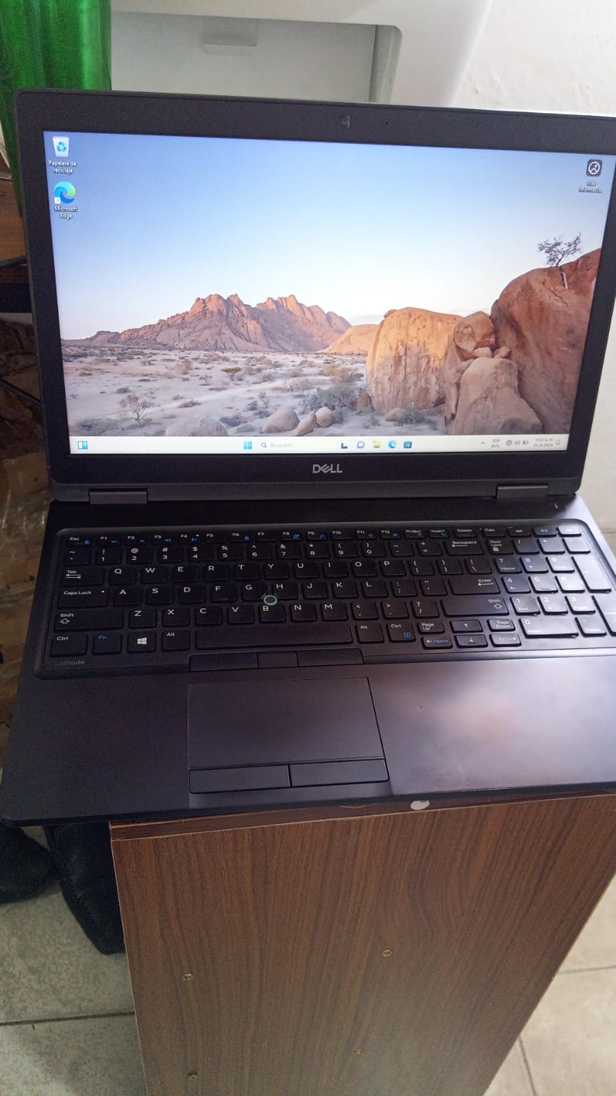 Laptop Dell Latitude 5580 Foto 7252315-4.jpg