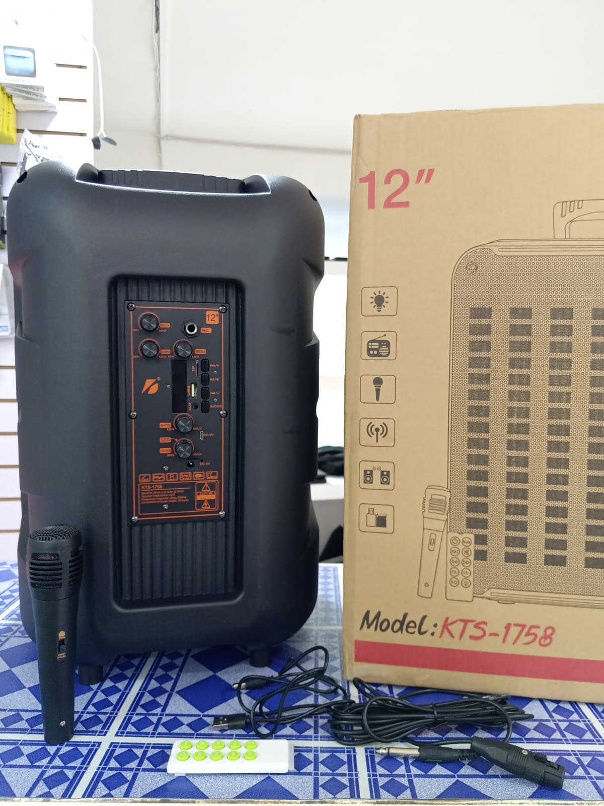 Bocina Recargable Bluetooth KTS 1758 Foto 7252317-2.jpg