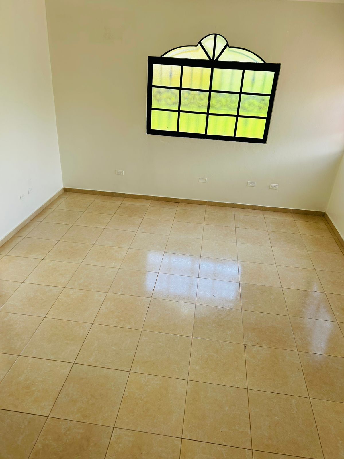 SE RENTA CASA UNIFAMILIAR CON PISCINA  Foto 7252365-4.jpg