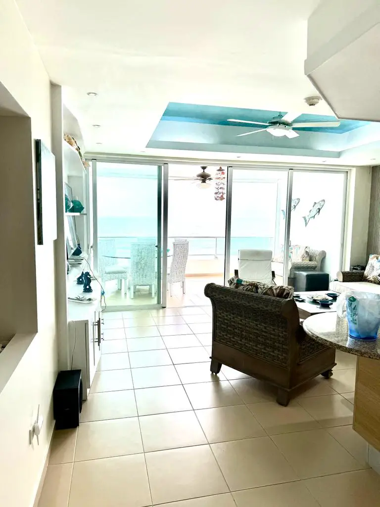 Apartamento remodelado de dos habitaciones en Marbella Juan Dolio Foto 7252394-2.jpg