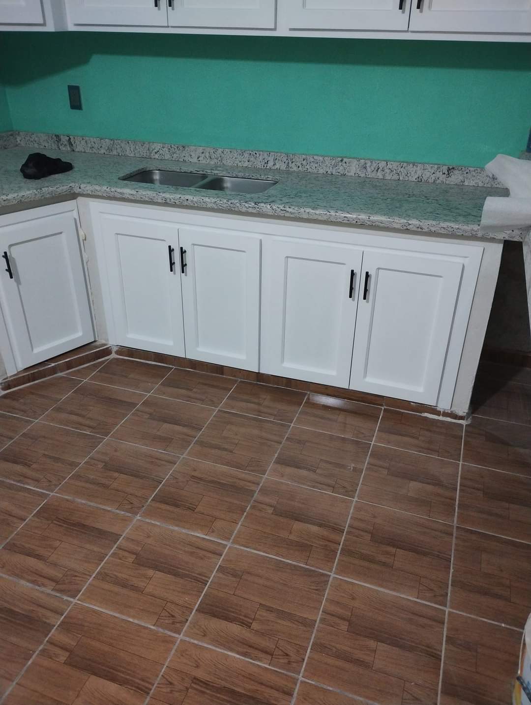 Gabinetes de cocina en blanco  Foto 7252658-3.jpg