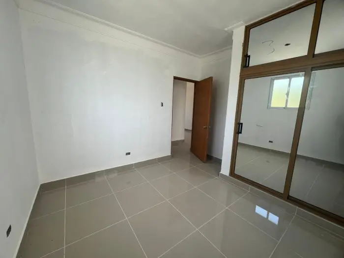 EN VENTA DE CASAS EN JARDINES DEL NORTE EN SANTIAGO Foto 7252696-10.jpg