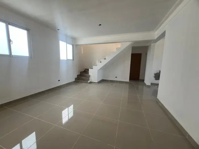 EN VENTA DE CASAS EN JARDINES DEL NORTE EN SANTIAGO Foto 7252696-5.jpg