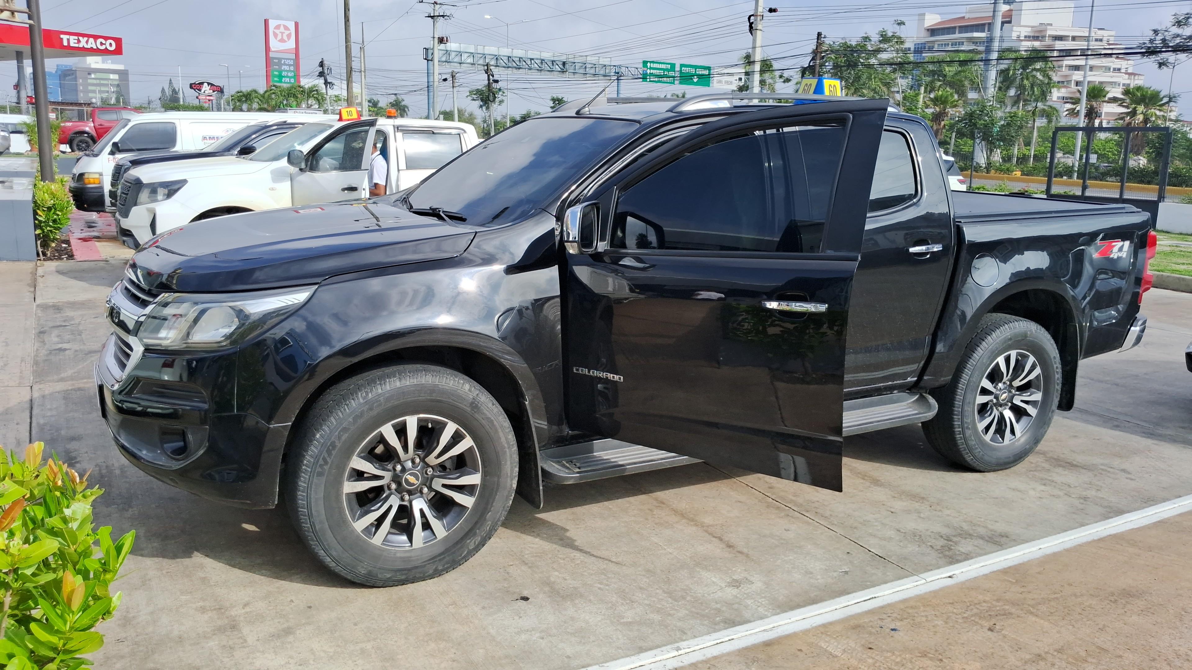 Chevrolet Colorado Z71 2019 Diésel en Moca Villa Esthela.  Foto 7252734-5.jpg