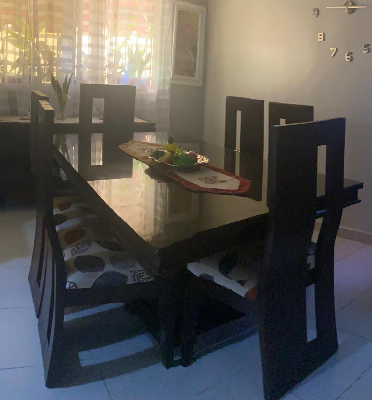 Juego comedor en caoba Foto 7252819-2.jpg