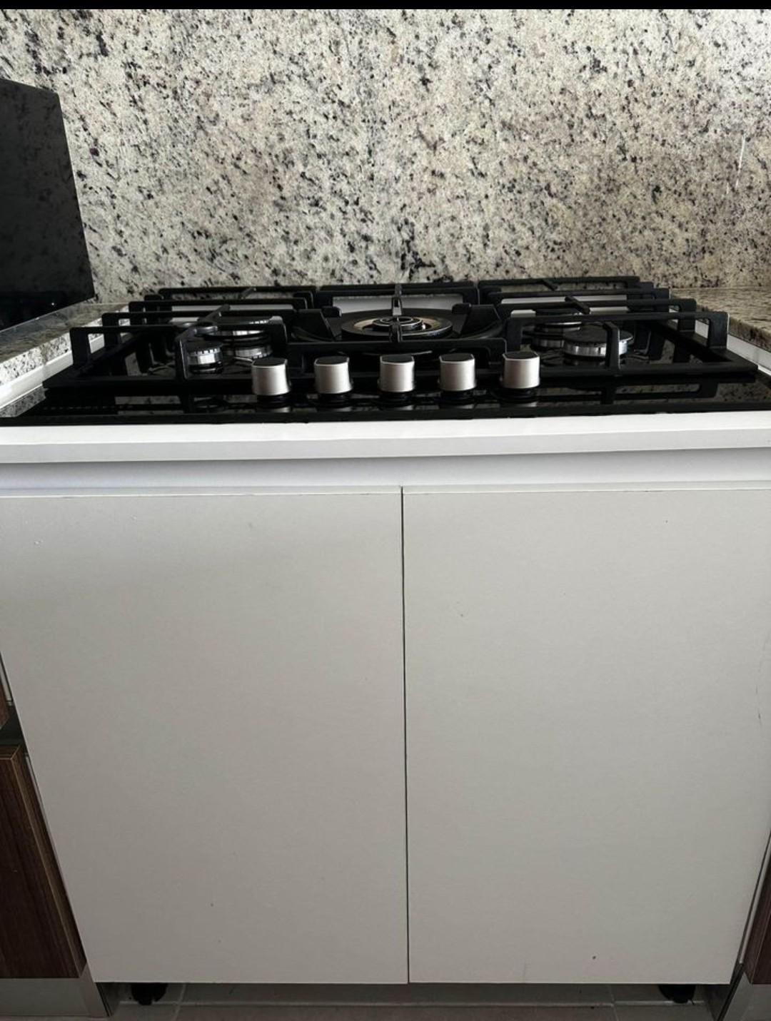 ESTUFA EMPOTRABLE USADA EN MUY BUENAS CONDICIONES CON MUEBLE INTEGRADO Foto 7253032-3.jpg