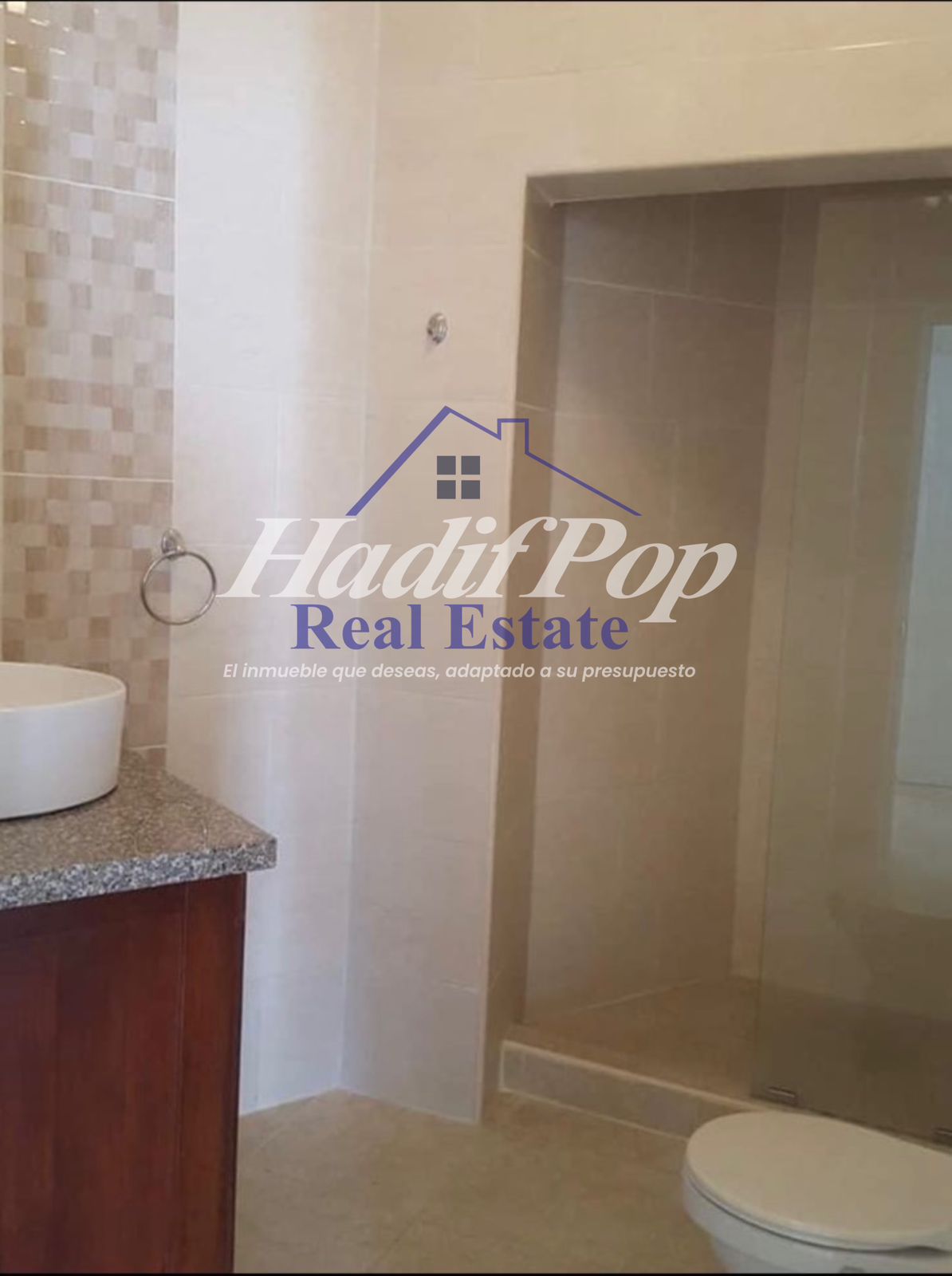 Bonito apartamento ubicado en la urbanización Torre Alta.  Primer nive Foto 7253039-2.jpg