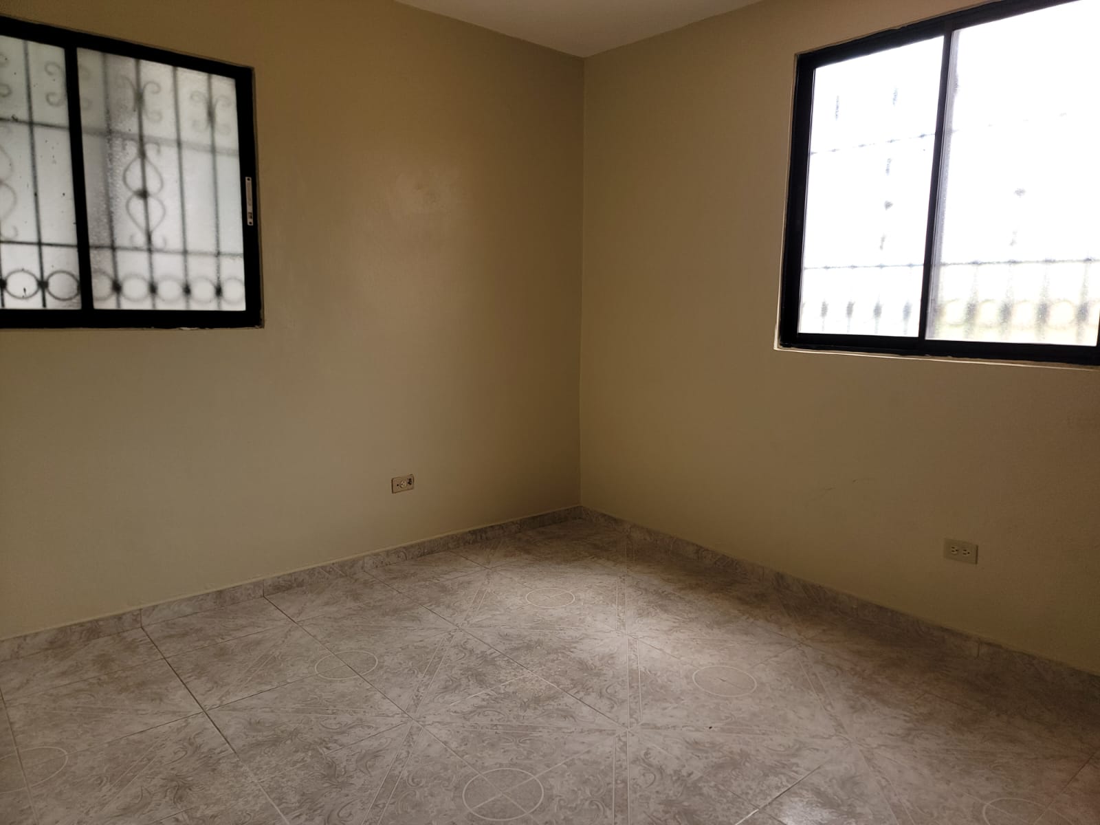 RENTO CASA 2DO PISO DE 2 HABITACIONES MARQUESINA...AUTOPISTA SAN ISIDR Foto 7253073-7.jpg