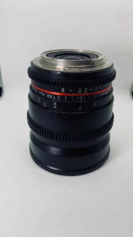 Lente Rokinon 16mm Cine f2.2    Foto 7253087-1.jpg