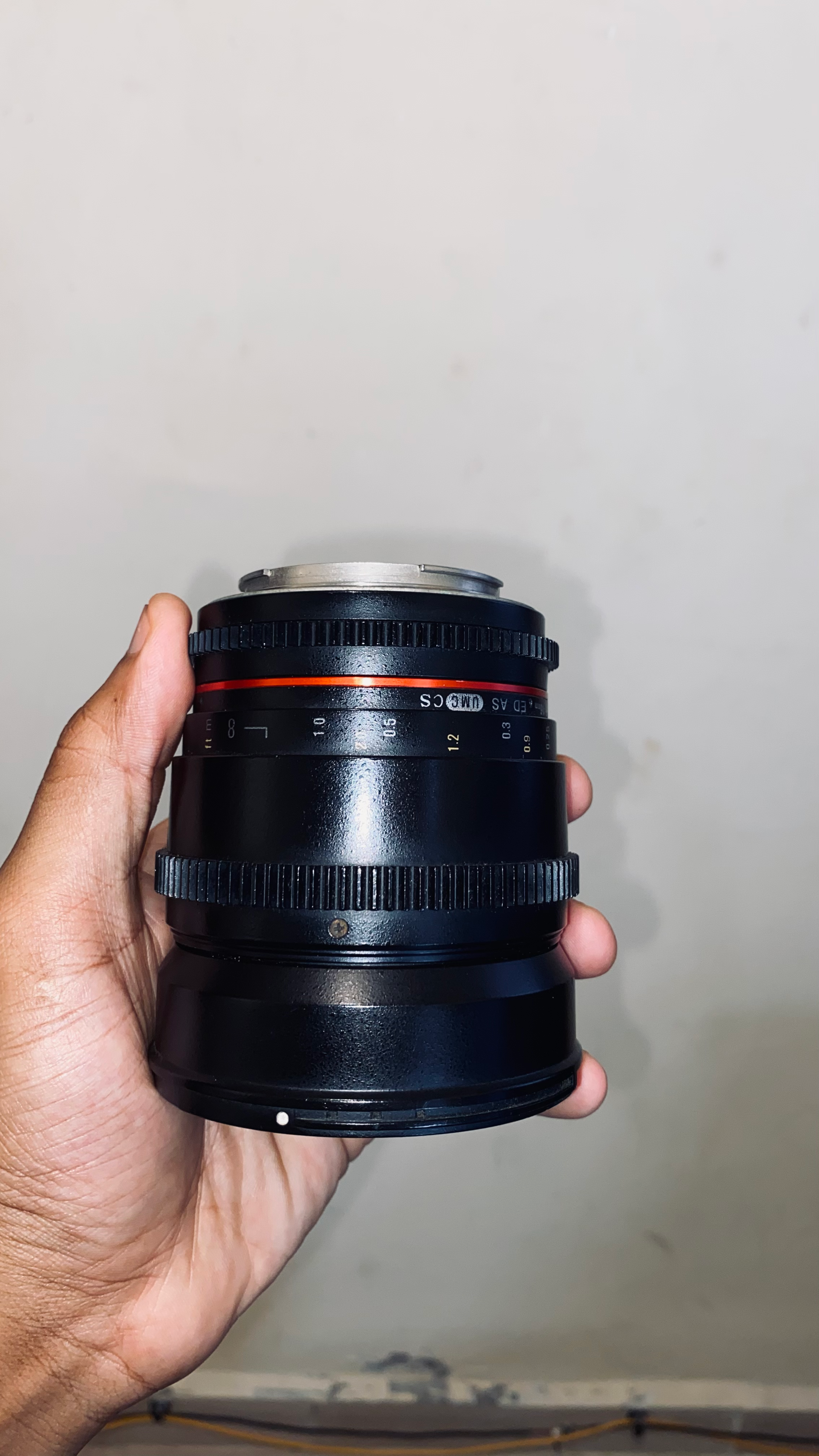 Lente Rokinon 16mm Cine f2.2    Foto 7253087-3.jpg