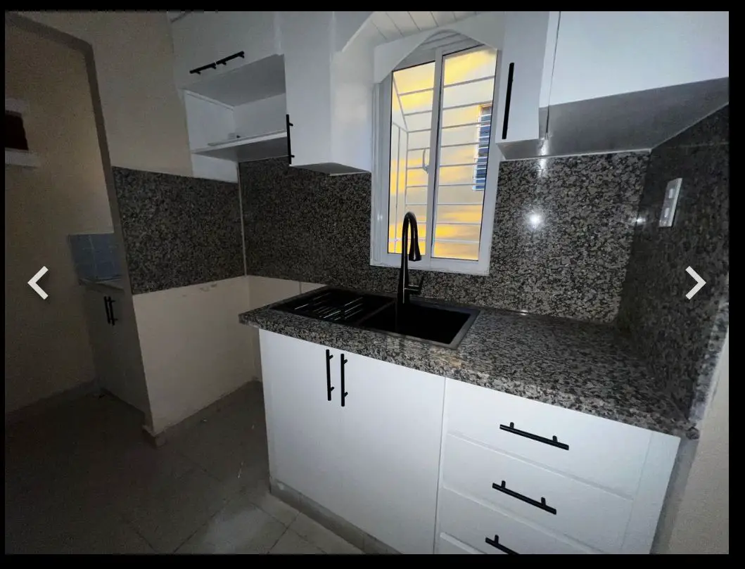 Amplio apartamento a tan solo 200 metros de la Autopista San Isidro y  Foto 7253177-3.jpg