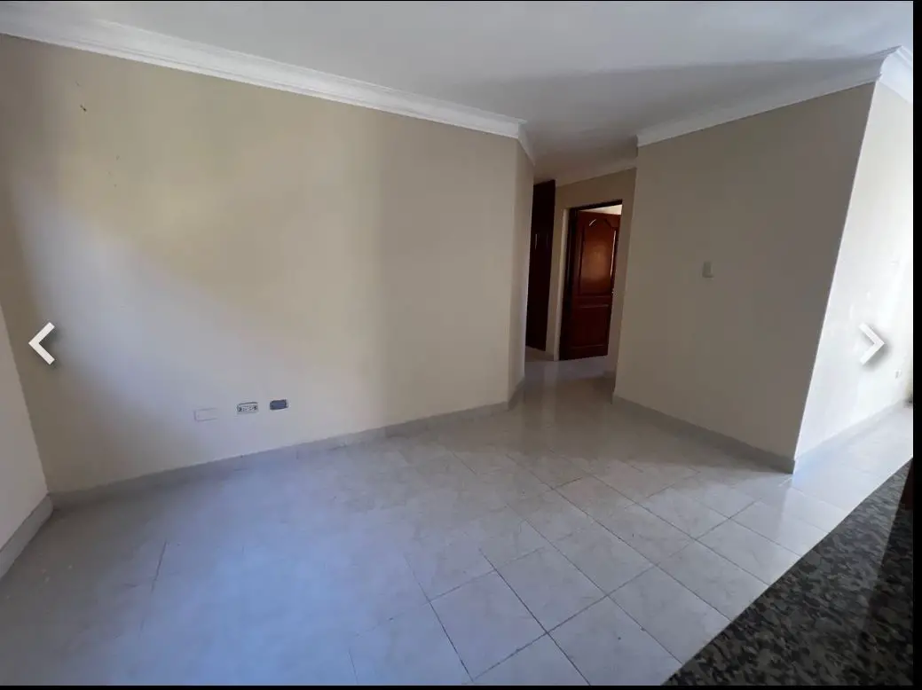 Amplio apartamento a tan solo 200 metros de la Autopista San Isidro y  Foto 7253177-6.jpg