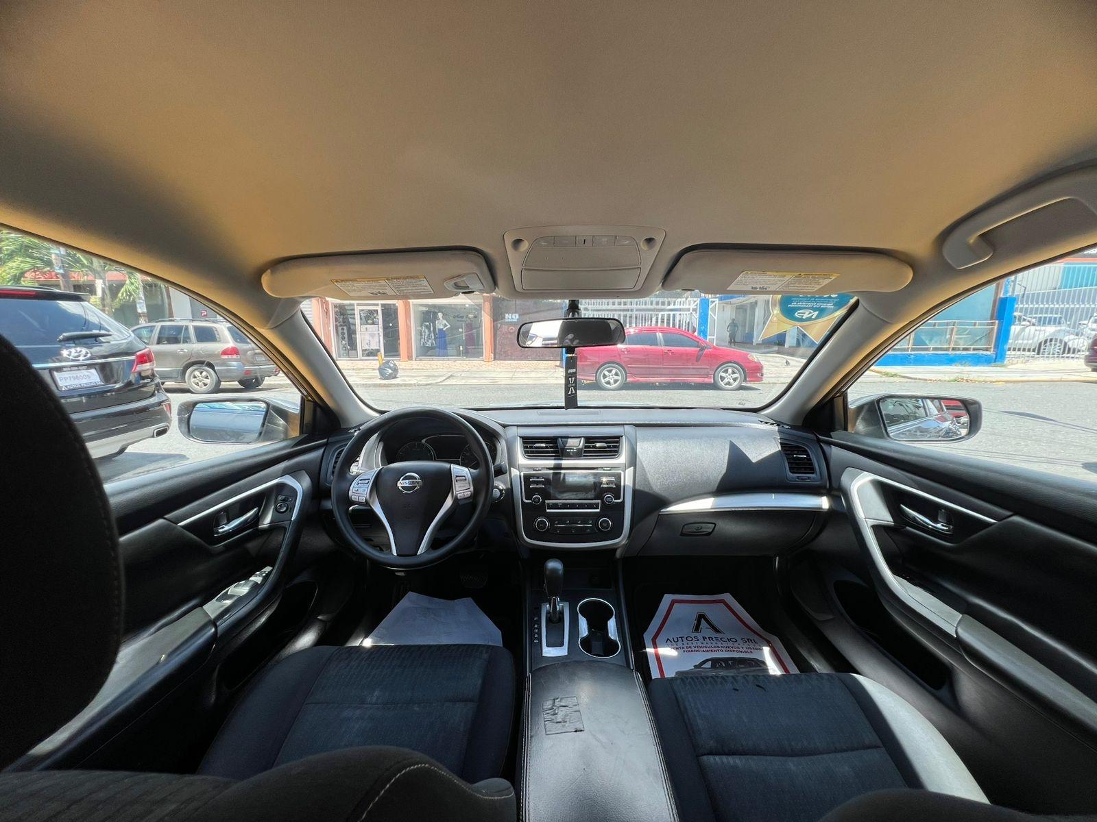 Nissan Altima SV 2017  Foto 7253180-7.jpg