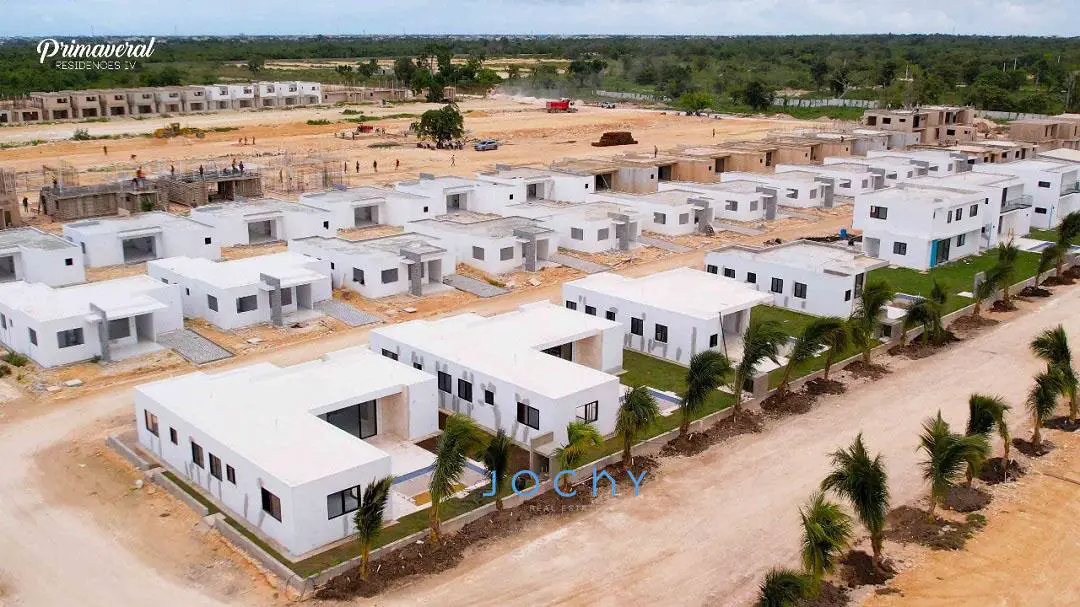 Jochy Real Estate  te construye villa  en el proyecto Primaveral Resid Foto 7253542-5.jpg