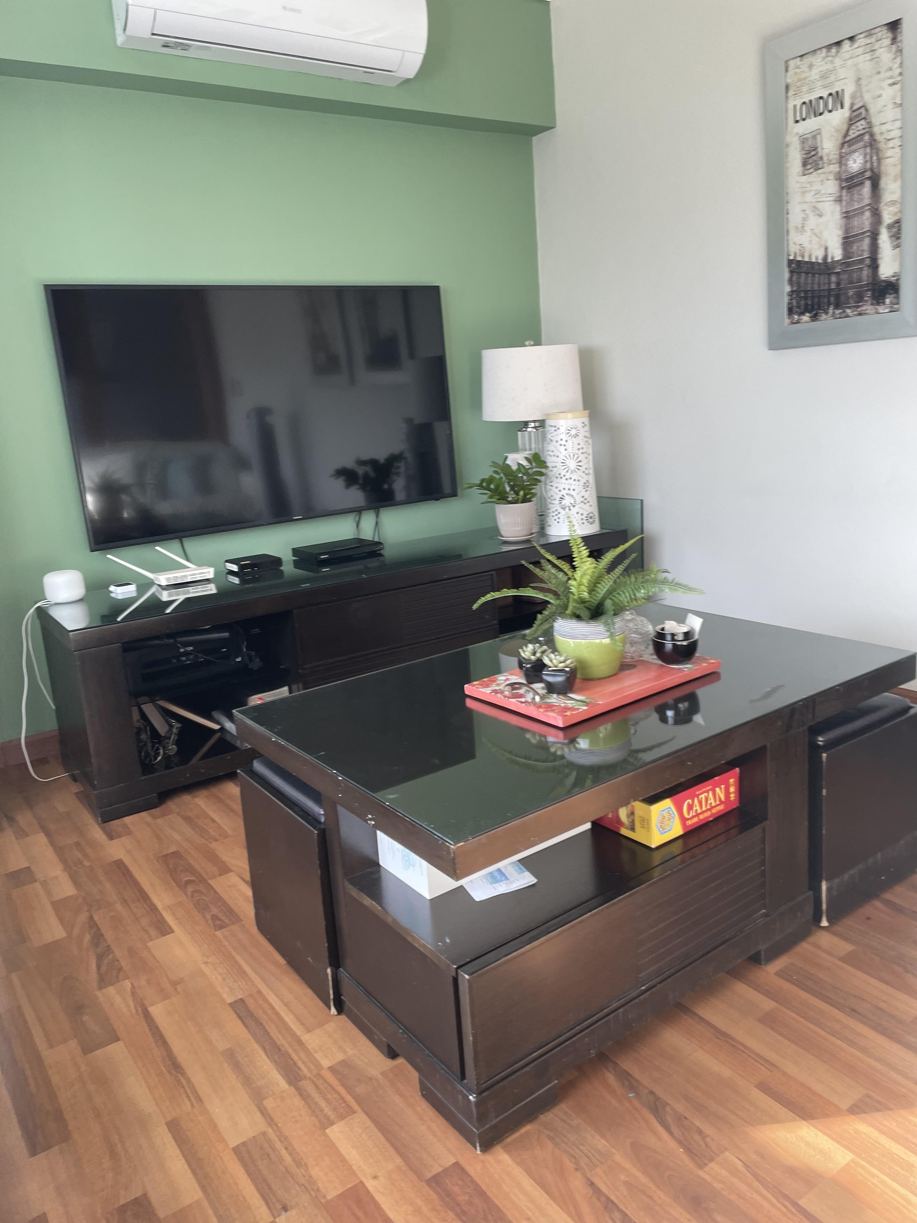 Mueble área de TV 21500  en excelente condicion Foto 7253665-3.jpg