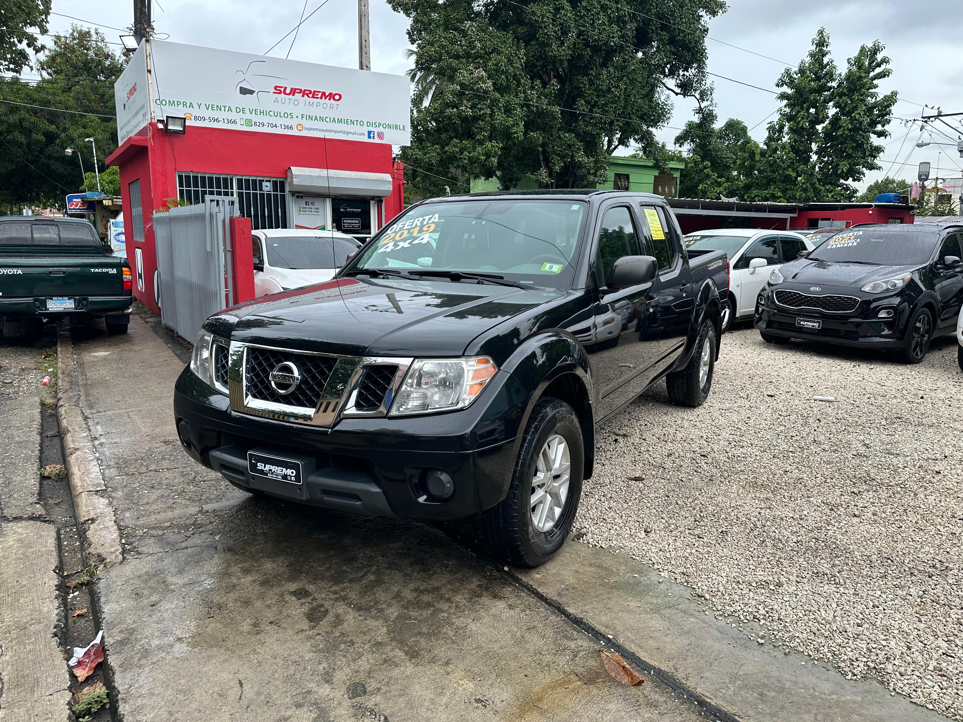 NISSAN FRONTIER SV 4x4 Foto 7253698-3.jpg