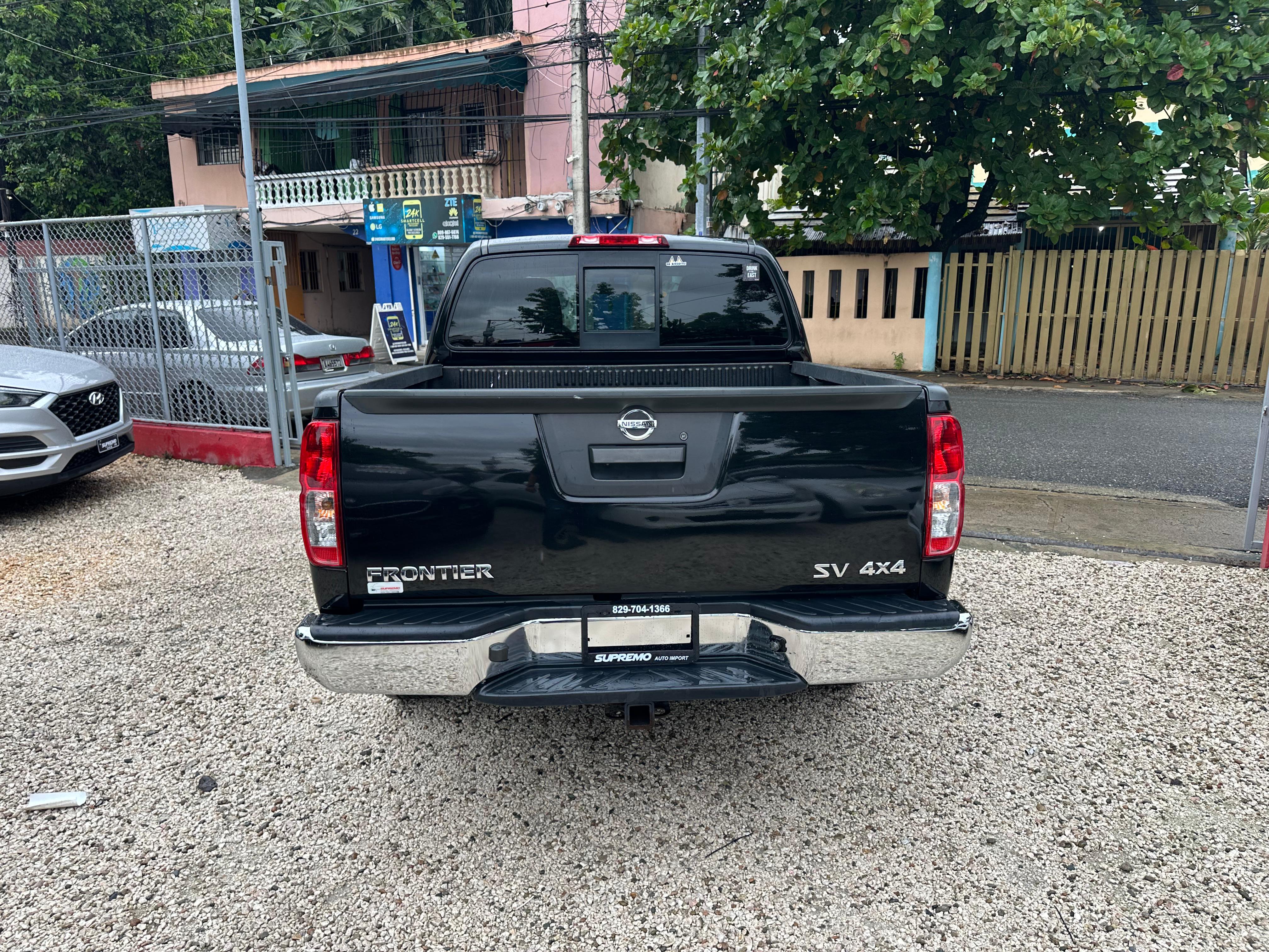 NISSAN FRONTIER SV 4x4 Foto 7253698-5.jpg