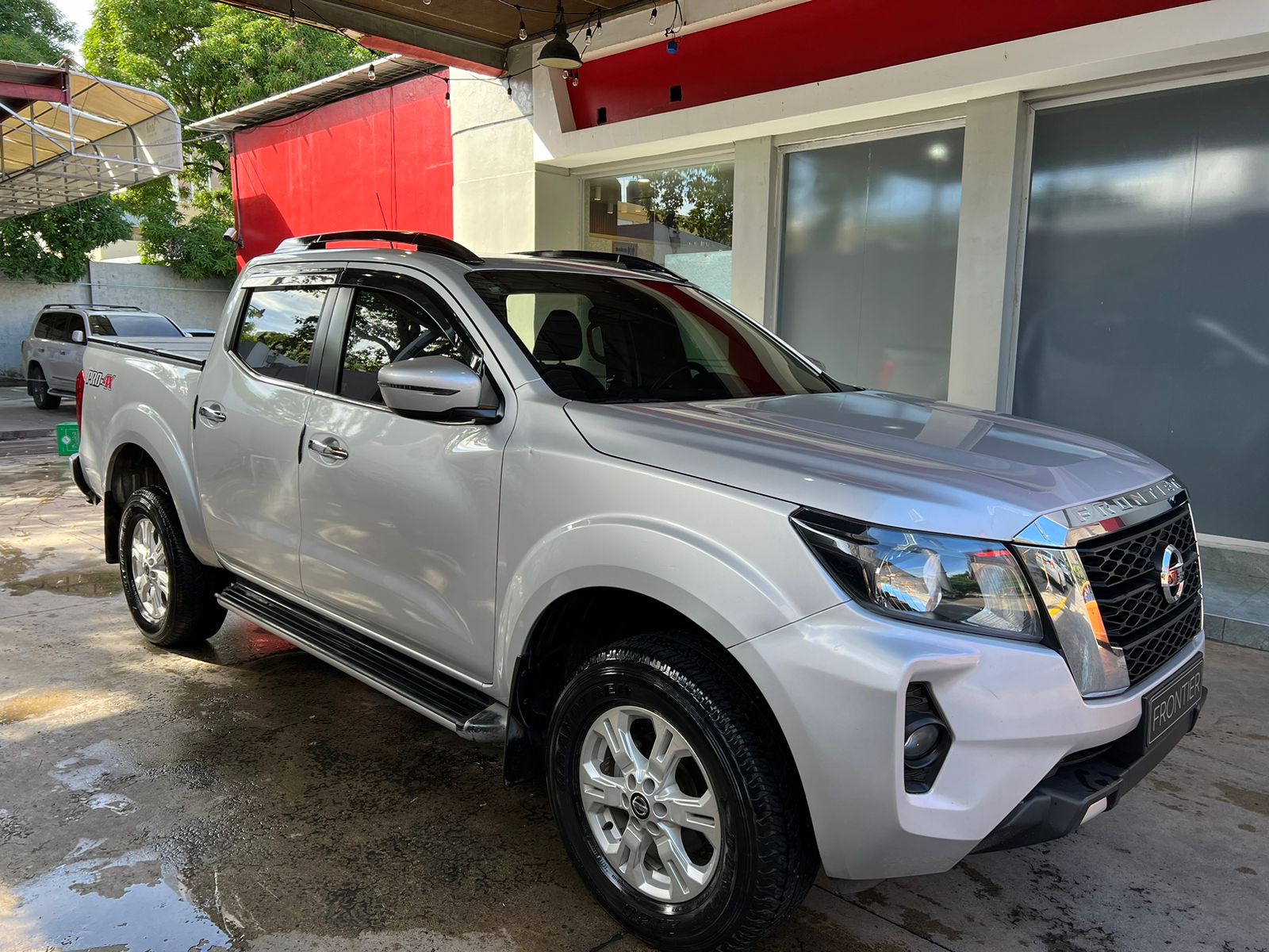 Nissan frontier 2022 único dueño  Foto 7253941-10.jpg