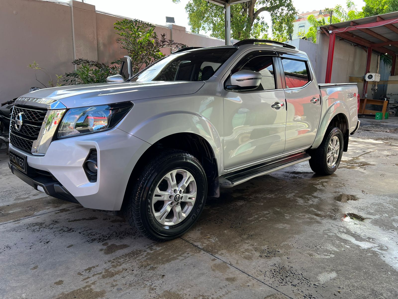 Nissan frontier 2022 único dueño  Foto 7253941-6.jpg