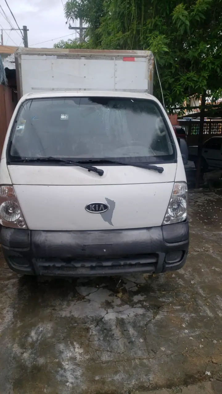 VENDO DE OPORTUNIDAD CAMION KIA K2700 ANO 2012 Foto 7254058-3.jpg