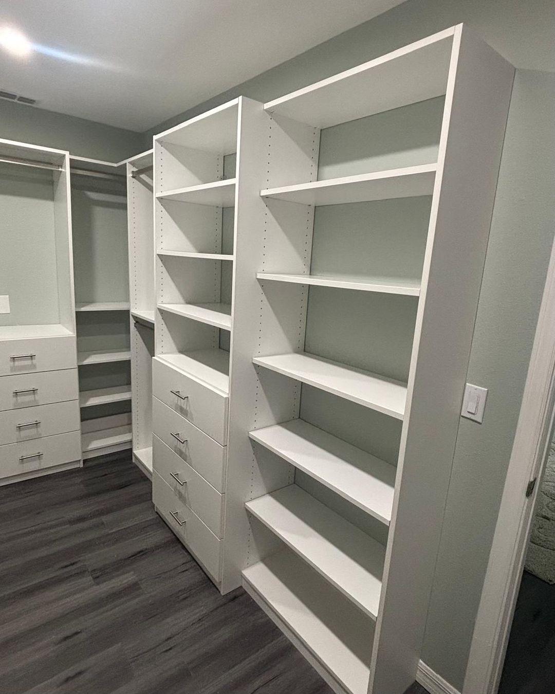 Closet moderno en blanco de orden a tus medidas  Foto 7254111-4.jpg