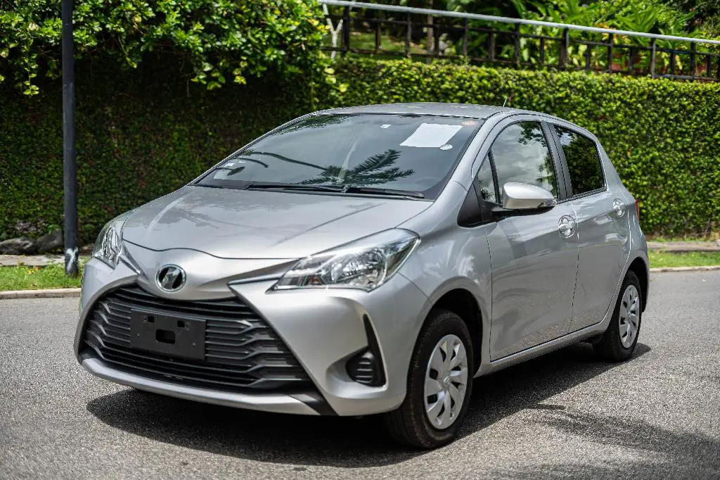 Toyota VITZ 2017 Foto 7254151-1.jpg