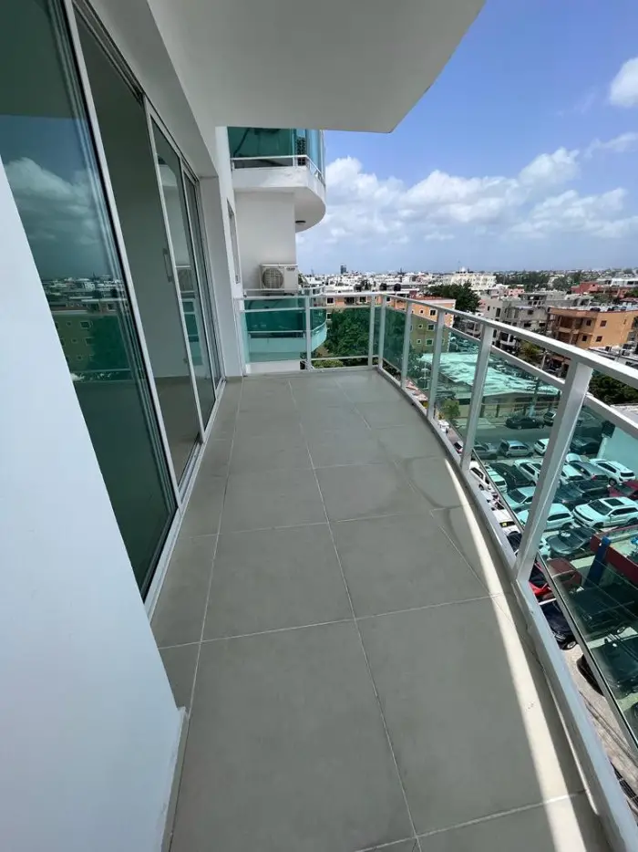 Apartamento con Linea Blanca en Evaristo Morales Foto 7254405-15.jpg