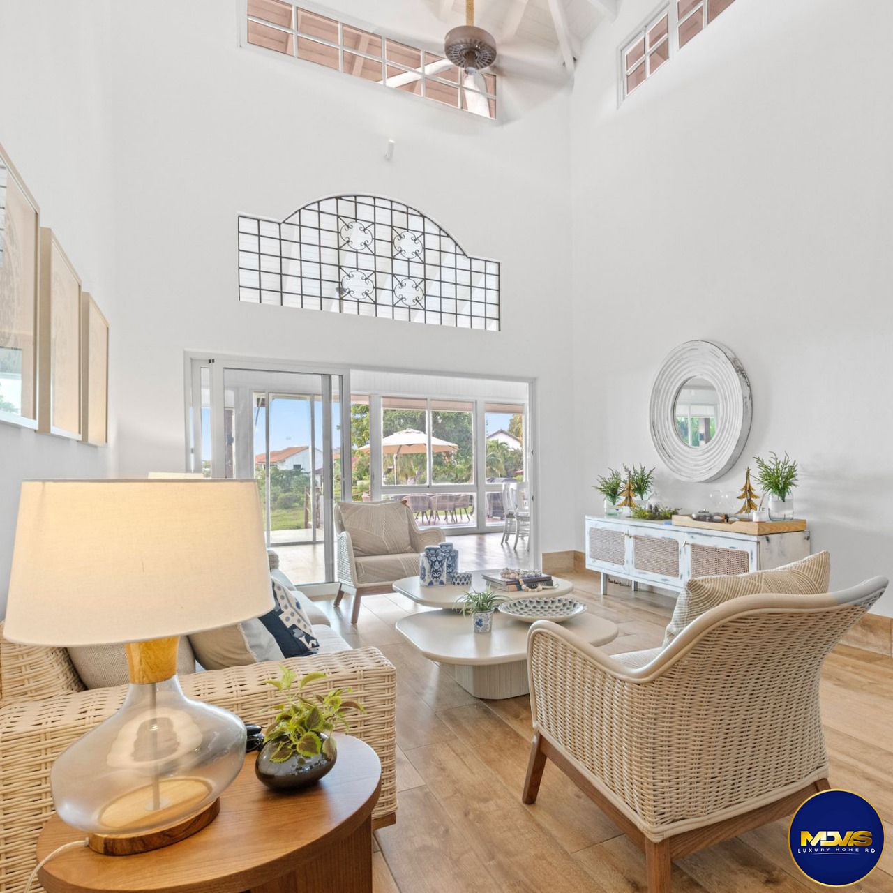 Villa familiar ubicada en una de las zonas mas exclusivas de la Romana Foto 7254425-2.jpg