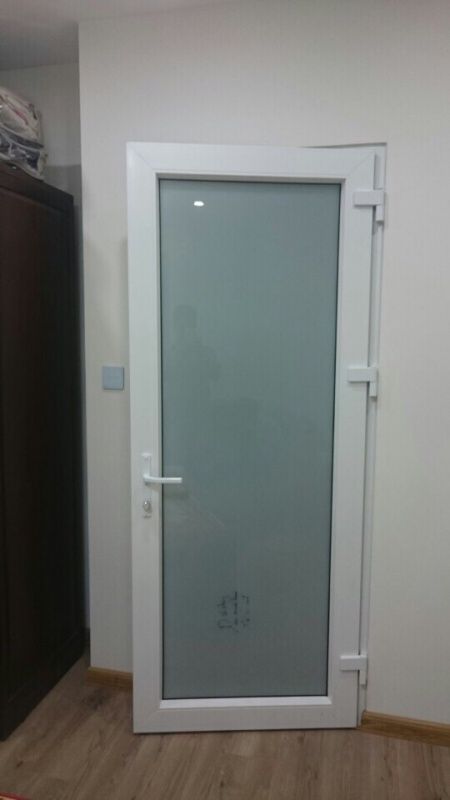 Puertas comercial de aluminio Seguridad y estilo para tu negocio! Foto 7254606-3.jpg