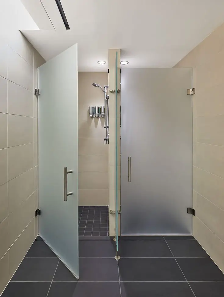Mamparas de vidrio Elegancia y funcionalidad para tu baño! Foto 7254691-9.jpg