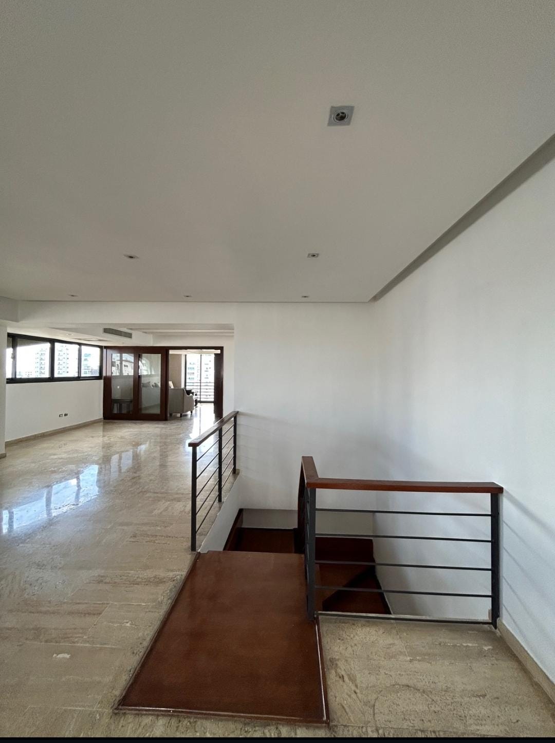 Se vende apartamento ubicado en Ens. Naco  Foto 7254741-8.jpg
