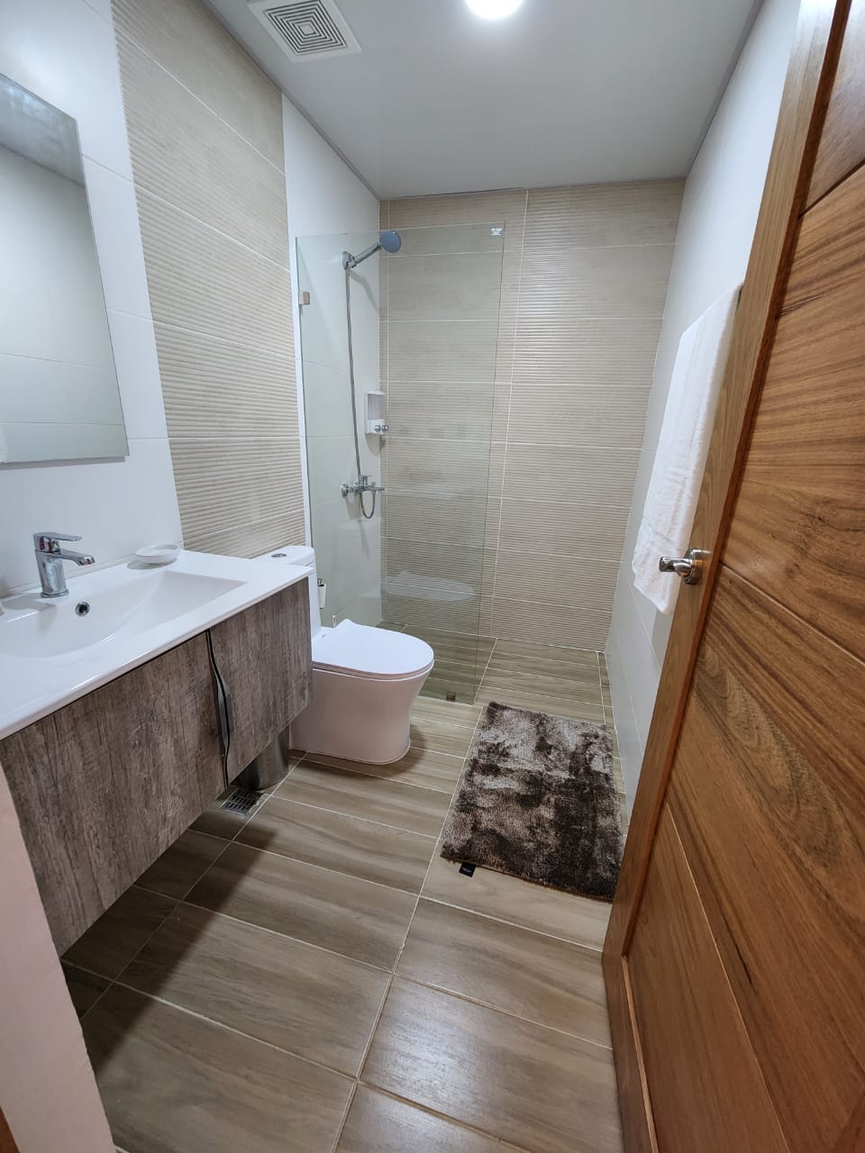 Apartamento totalmente amueblado y nuevo a estrenar En Evaristo Morale Foto 7254780-6.jpg