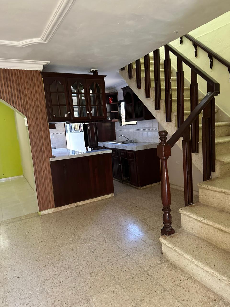 Se Alquila Casa de 2 Niveles En Vista Hermosa  Santo Domingo Este  Foto 7254818-2.jpg