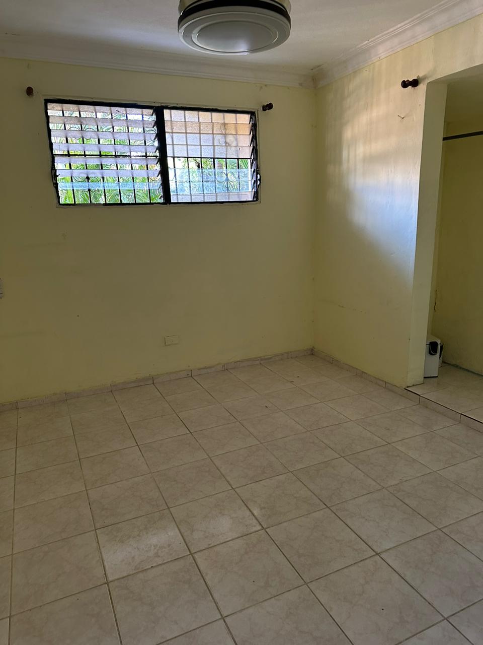 Se Alquila Casa de 2 Niveles En Vista Hermosa  Santo Domingo Este  Foto 7254818-4.jpg