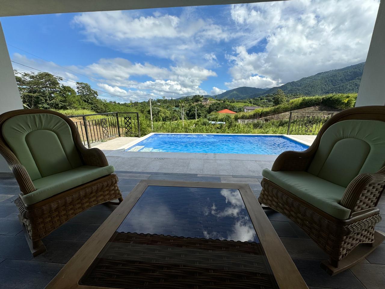 Hermosa Villa en proyecto cerrado disponible para la Venta y renta en  Foto 7254886-2.jpg
