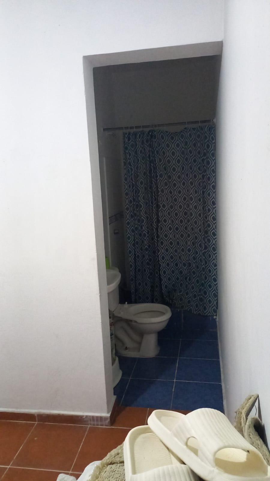 ALQUILO APARTAMENTO SIN AMUEBLAR AV. INDEPENDENCIA KM 7 1/2 DE LA SÁNC Foto 7255217-13.jpg