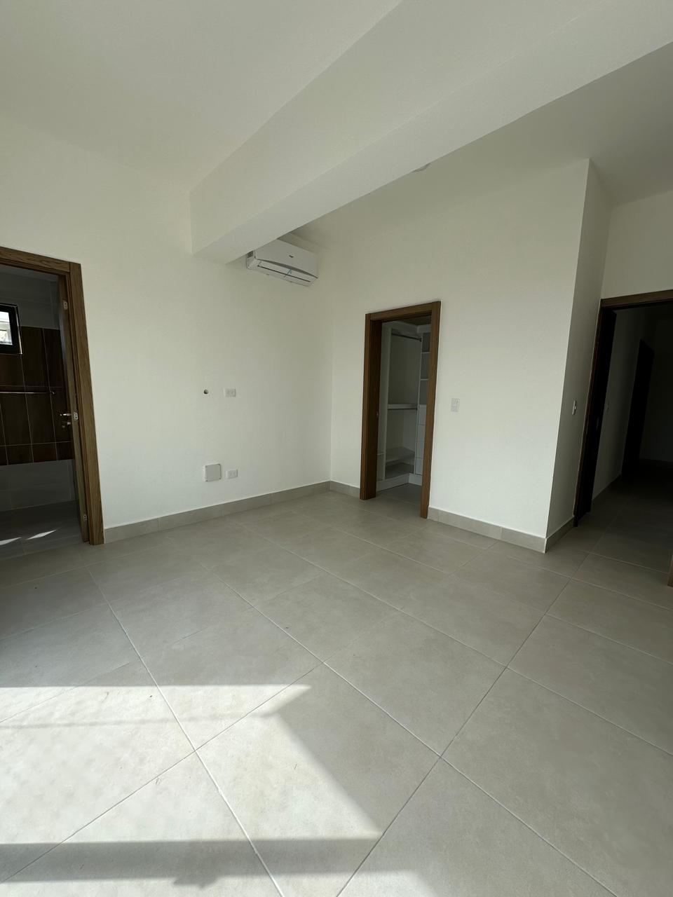 Apartamento en alquiler vacío en El Vergel 3 habitaciones Foto 7255247-14.jpg