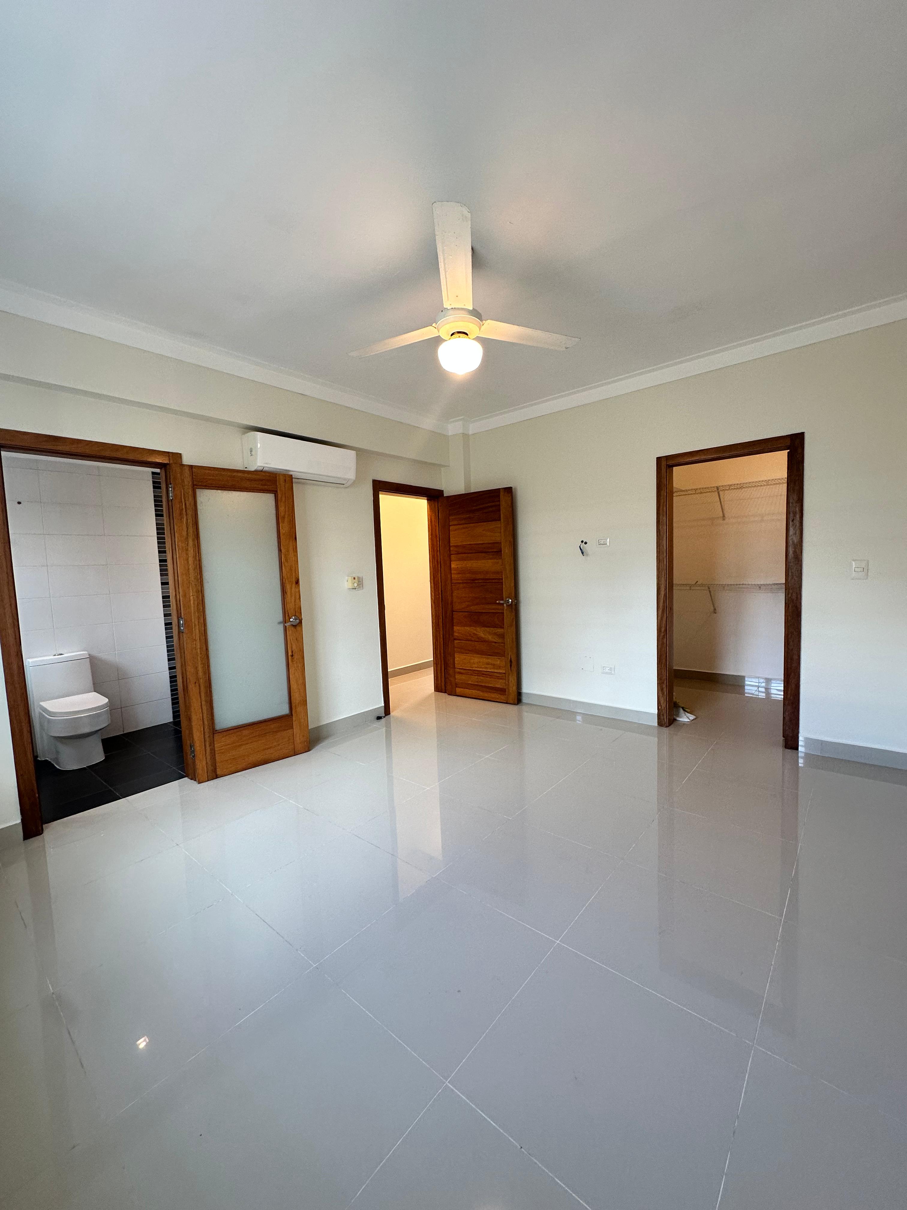 Se Alquila Apartamento Ubicado en Evaristo Morales  Foto 7255255-5.jpg