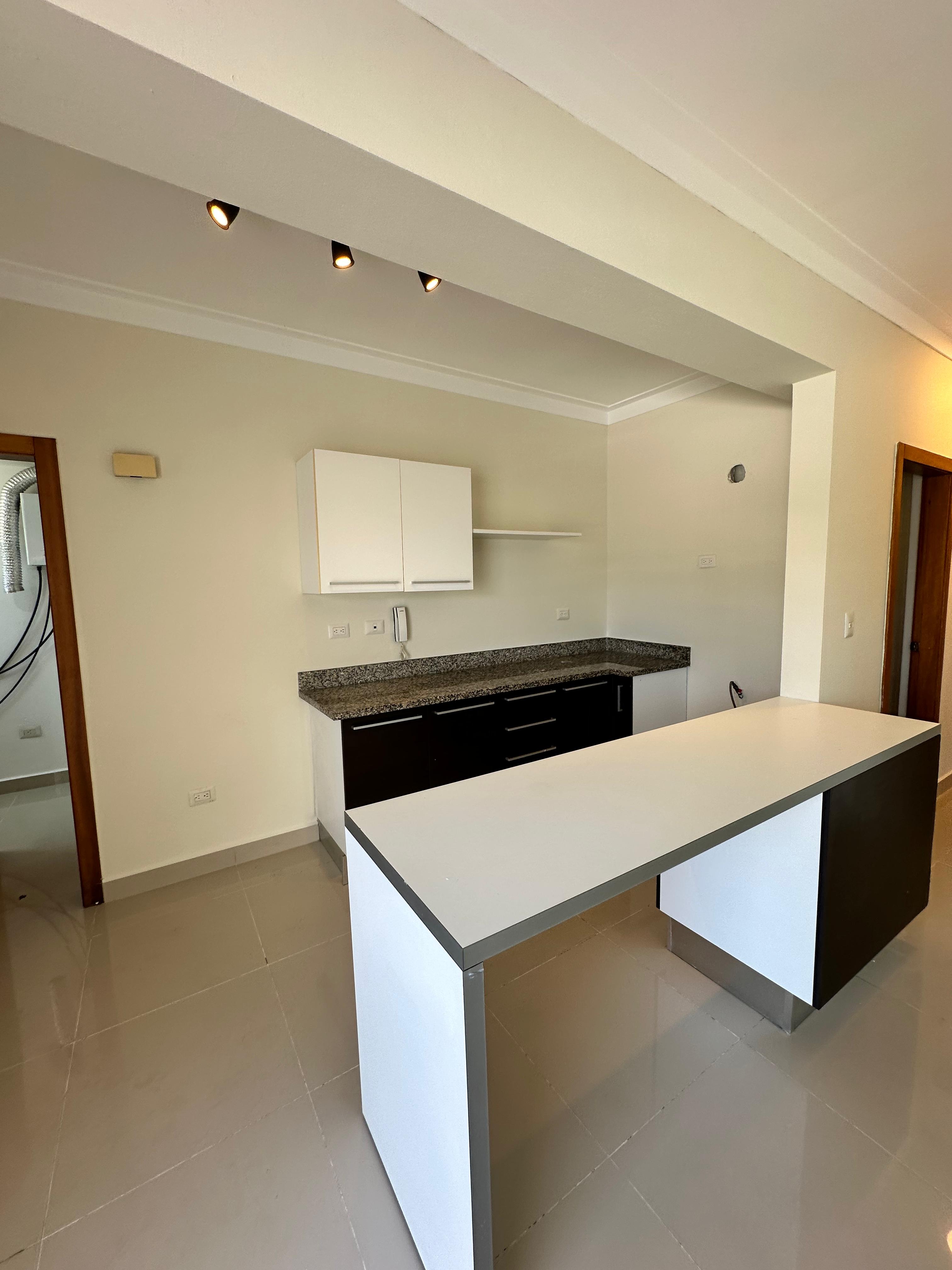Se Alquila Apartamento Ubicado en Evaristo Morales  Foto 7255255-9.jpg
