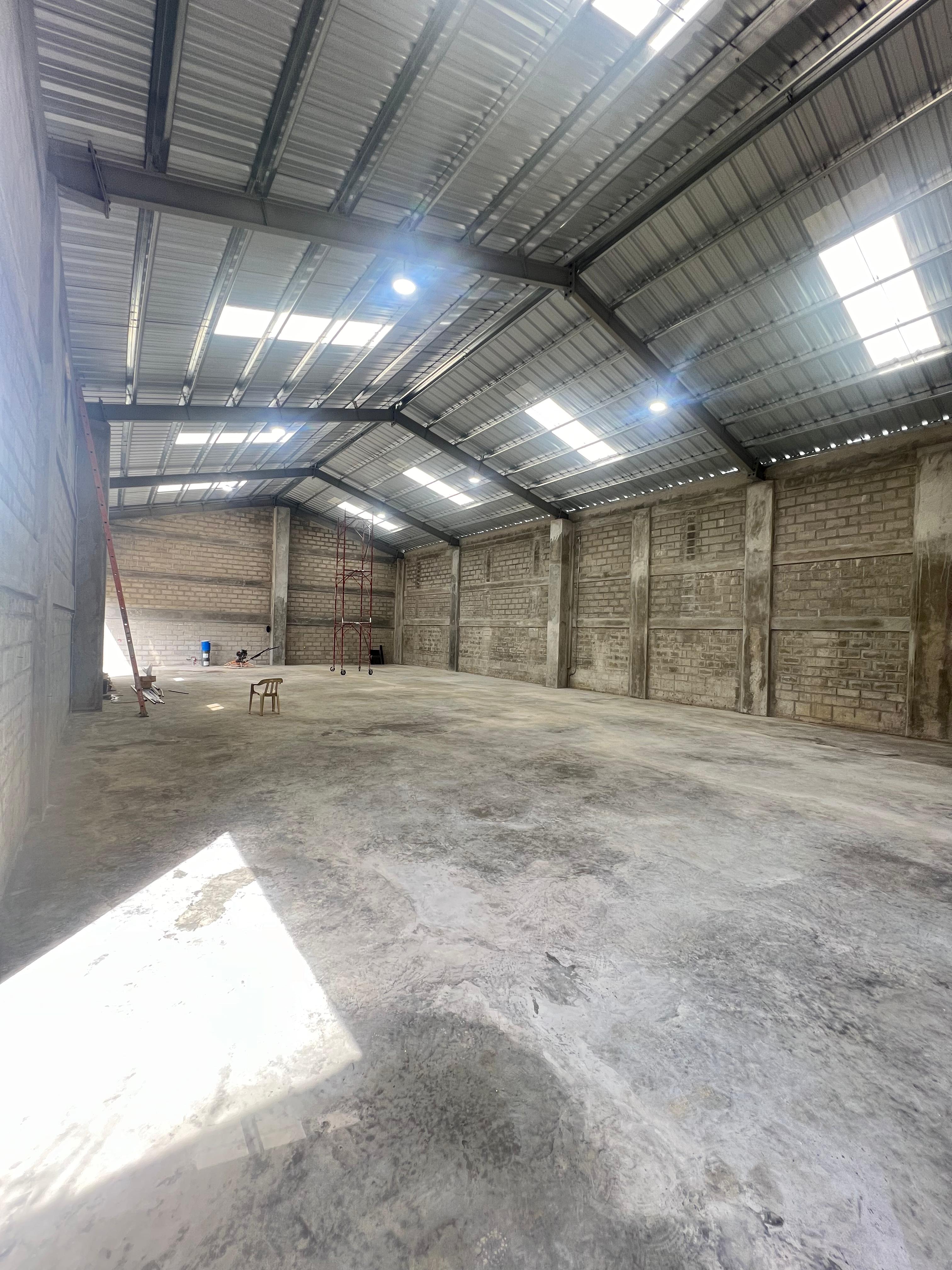 Nave Industrial en alquiler en Avenida Jacobo Majluta Foto 7255273-3.jpg