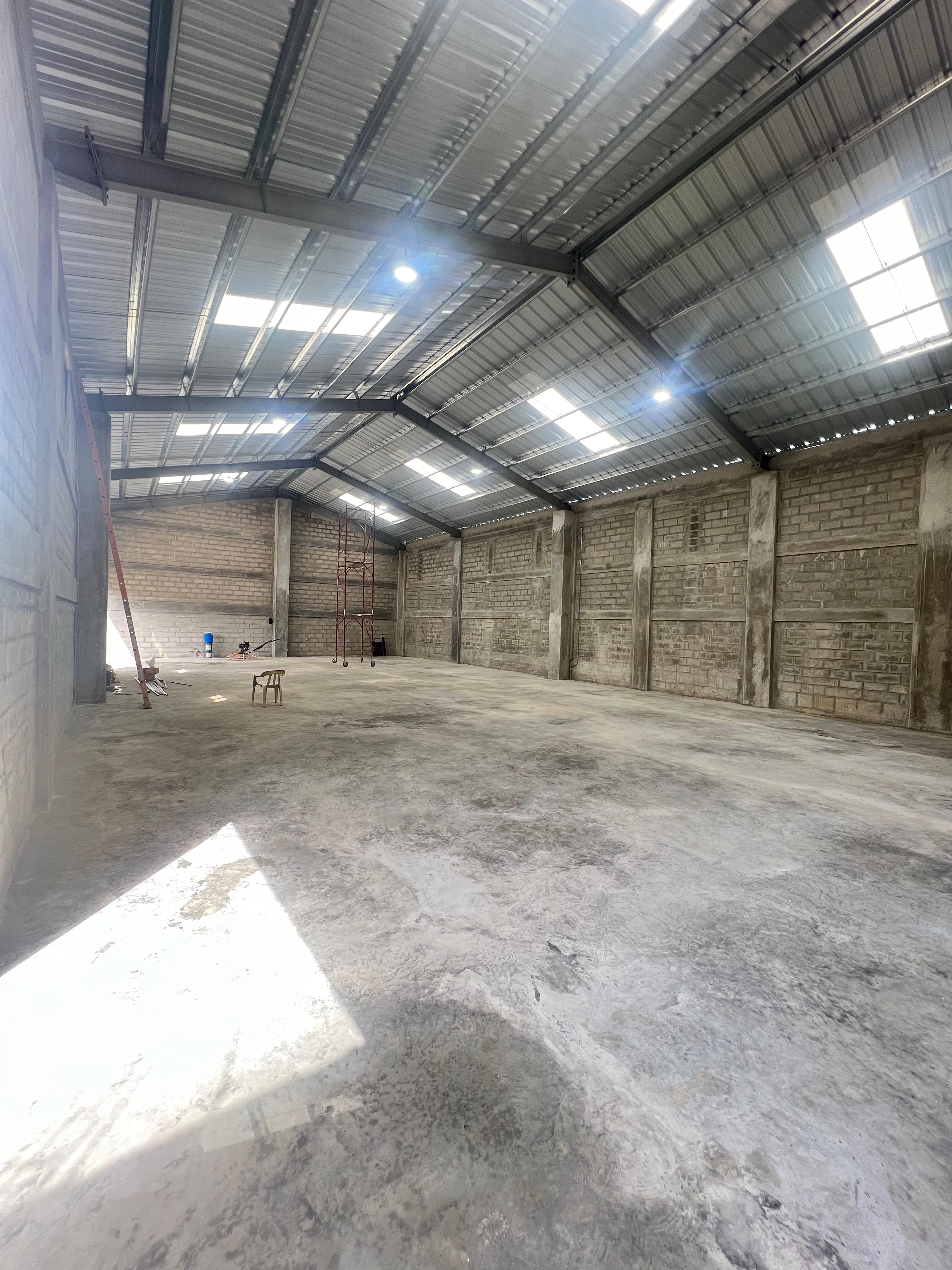 Nave Industrial en alquiler en Avenida Jacobo Majluta Foto 7255273-4.jpg