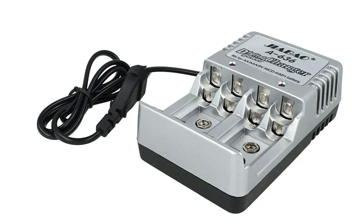 Cargador para pilas 9V AA AAA. Foto 7255469-4.jpg