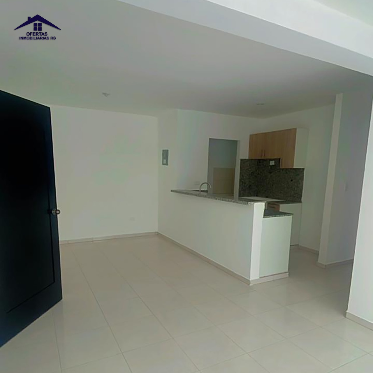 VENTA DE APARTAMENTO UBICADO EN LA ROMANA SECTOR VISTA HERMOSA Foto 7255479-5.jpg