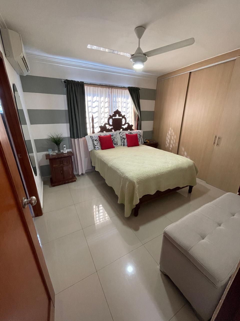 VENDEMOS CUARTO PISO CON TERRAZA EN SANTO DOMINGO NORTE Foto 7255752-1.jpg