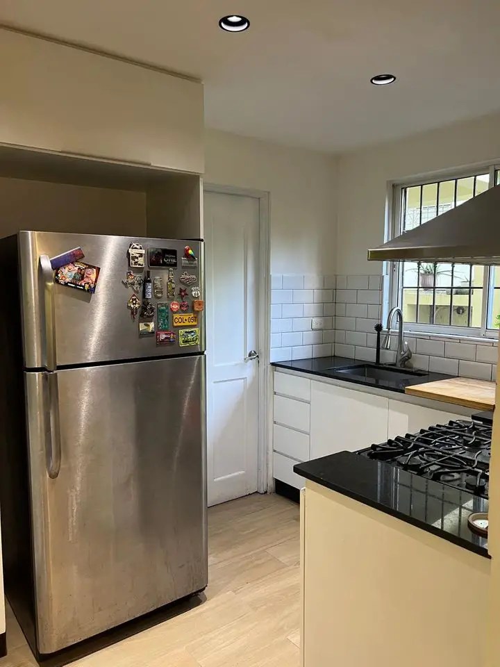 VENDEMOS APARTAMENTO EN ARROYO HONDO. PROXIMO AL NACIONAL DE LA ROTOND Foto 7255767-9.jpg