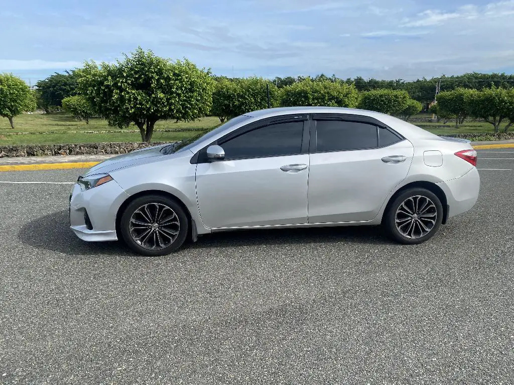 Toyota corolla s plus 2014 Foto 7255769-2.jpg