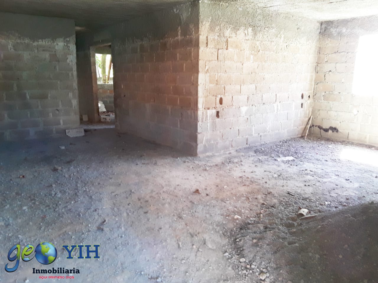 Mejora en VENTA Sector La Ureña 2 Esquinas Aut Las Américas 3-Hab 2-B  Foto 7255832-5.jpg