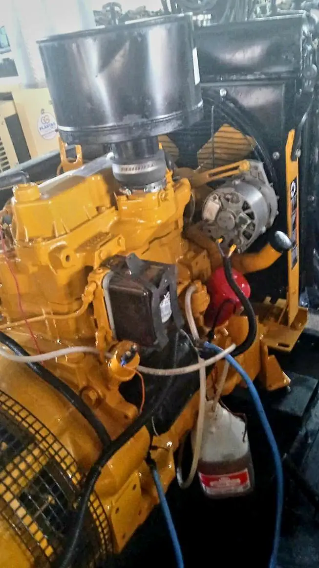 PLANTA ELÉCTRICA JONH DEERE POWER TECH DE 25 KW 3 PITONES. DISPONIBLE  Foto 7255952-2.jpg
