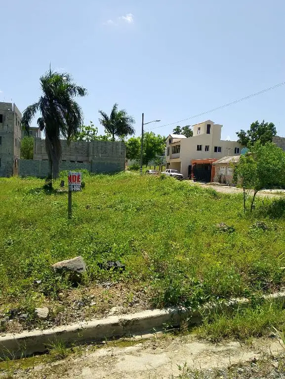 VENDO SOLAR DE 290 METROS CON TITULO STO DGO NORTE PROYECTO CERRADO Foto 7255976-5.jpg