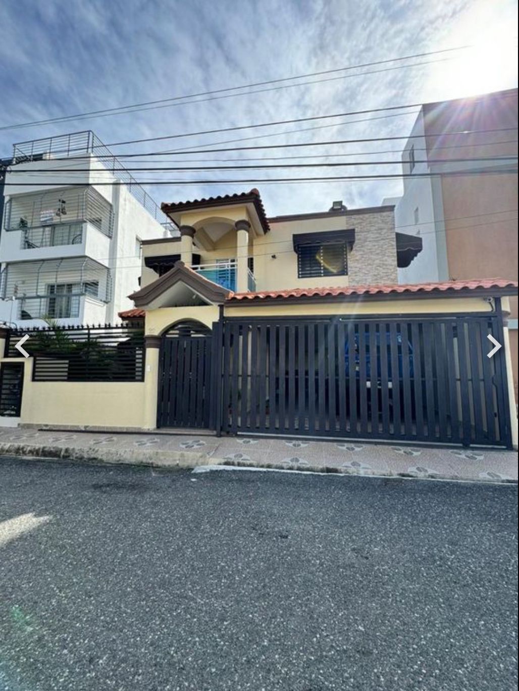 Se vende Amplia Casa en Santo Domingo Este Autopista de San Isidro  Foto 7256001-2.jpg
